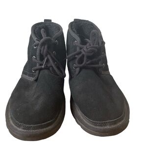 UGG Neumel Chukka Boot -
Black Suede